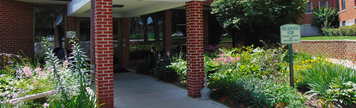 Front Entrance at Rolling Hills Rehabilitation & Retirement Home in Sparta, WI